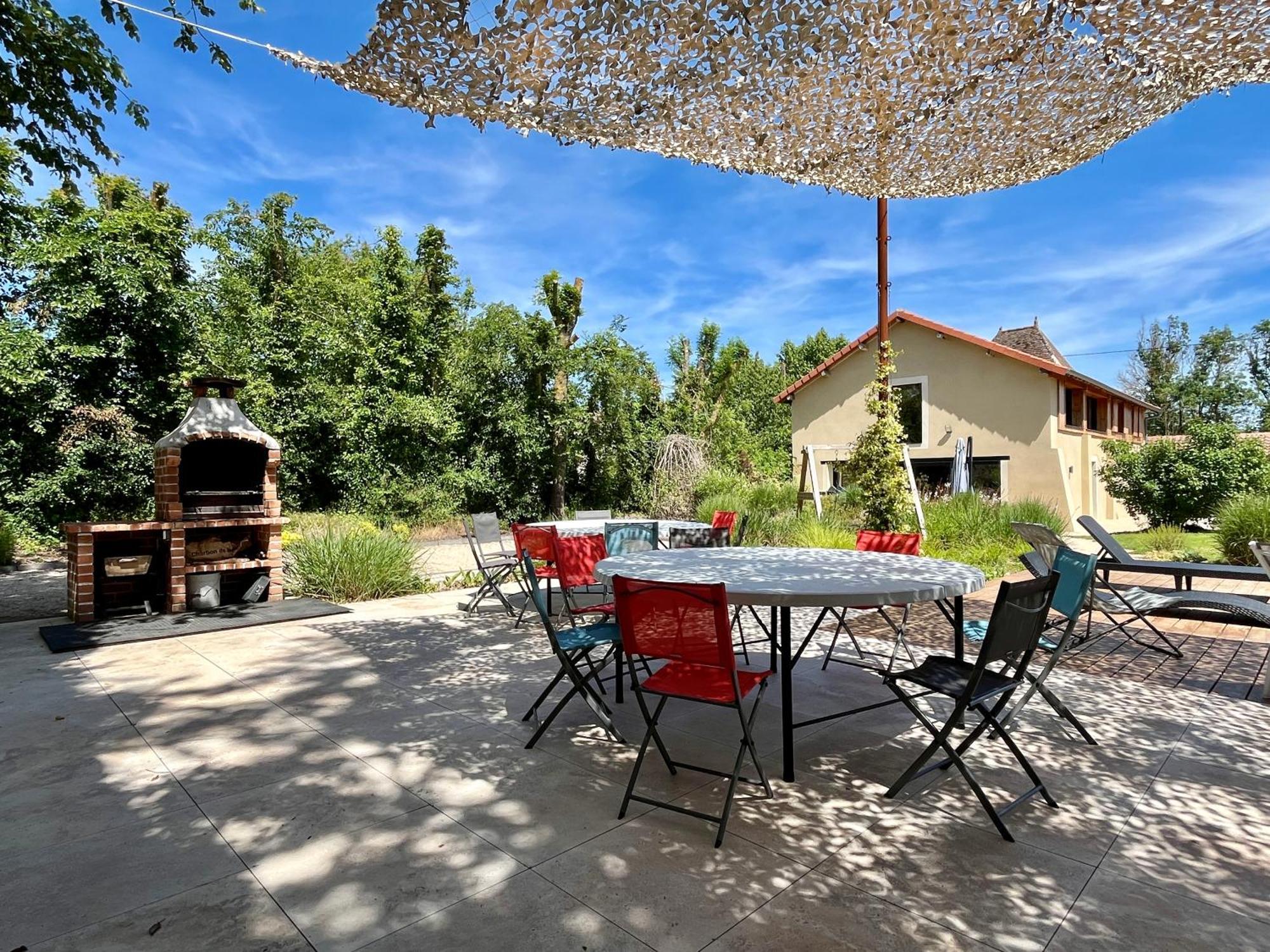 Gite Campagne Famille 15 Pers Piscine Chauffee Jeux Enfants Petanque Saint-Sauvy Exterior foto